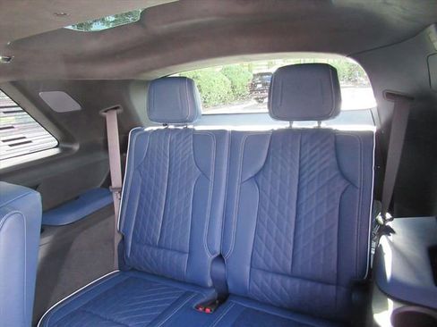 New 2026 Cadillac Vistiq Premium Luxury image 32