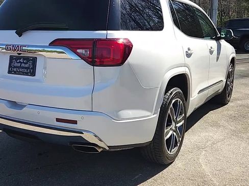 Used 2019 GMC Acadia Denali image 8