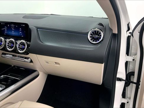 New 2026 Mercedes-Benz GLA 250 image 28