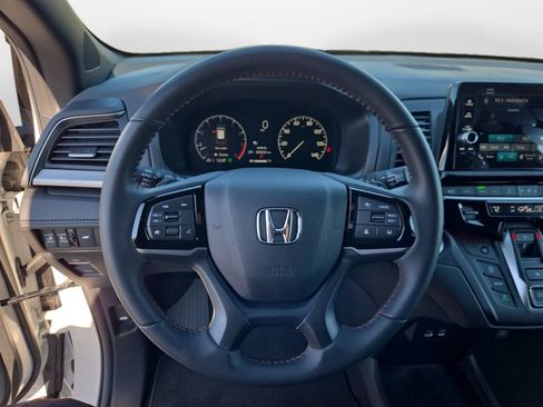 Certified 2026 Honda Odyssey Sport-L image 10