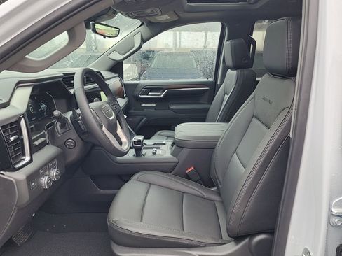 New 2026 GMC Sierra 1500 Denali w/ Denali Reserve Package image 16
