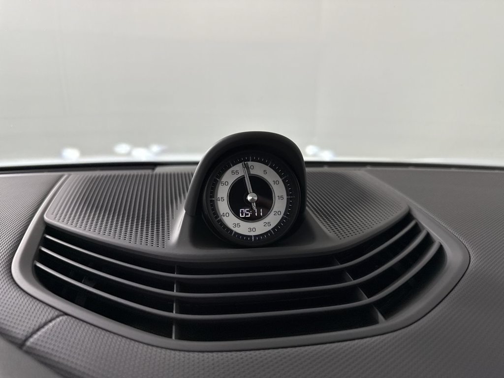 Certified 2021 Porsche Taycan 4S AWD/4WD image 29