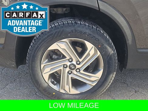 Used 2022 Hyundai Santa Fe SE image 8