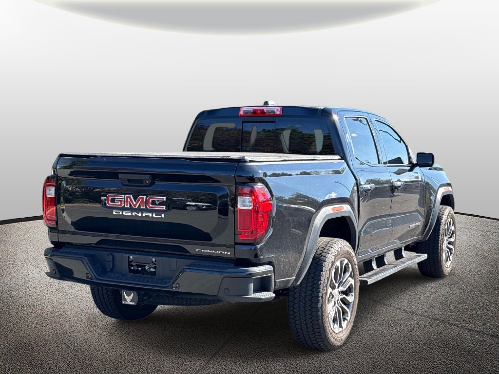 Used 2024 GMC Canyon Denali AWD/4WD image 2