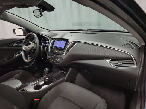 Used 2019 Chevrolet Malibu LT FWD image 28