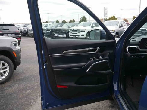 Used 2025 Kia Telluride SX X-Line image 30