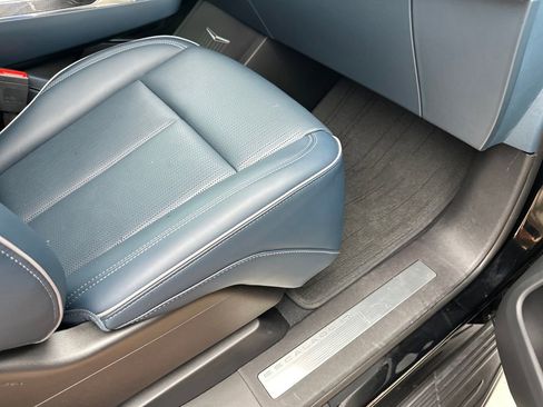 Certified 2025 Cadillac Escalade IQ Luxury 2 w/ LPO, Premium Carpet Package AWD/4WD image 40