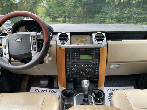 Used 2009 Land Rover LR3 HSE image 14