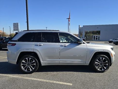 New 2025 Jeep Grand Cherokee Overland w/ Adv Protech Group III image 2