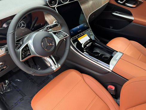 New 2027 Mercedes-Benz GLC 300 image 9