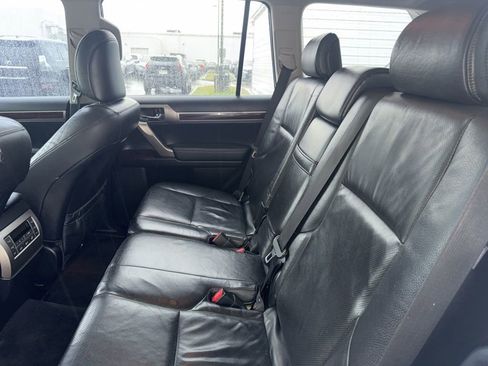 Used 2018 Lexus GX 460 w/ Navigation Package AWD/4WD image 3