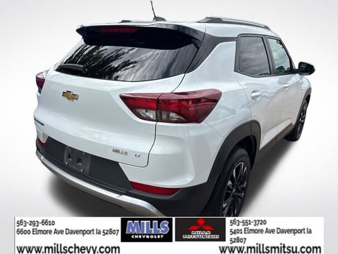 Used 2023 Chevrolet TrailBlazer LT FWD image 3