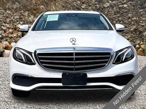 Used 2018 Mercedes-Benz E 400 4MATIC Sedan w/ Premium 1 Package image 3