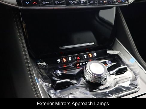 New 2026 Jeep Grand Wagoneer 4WD image 22