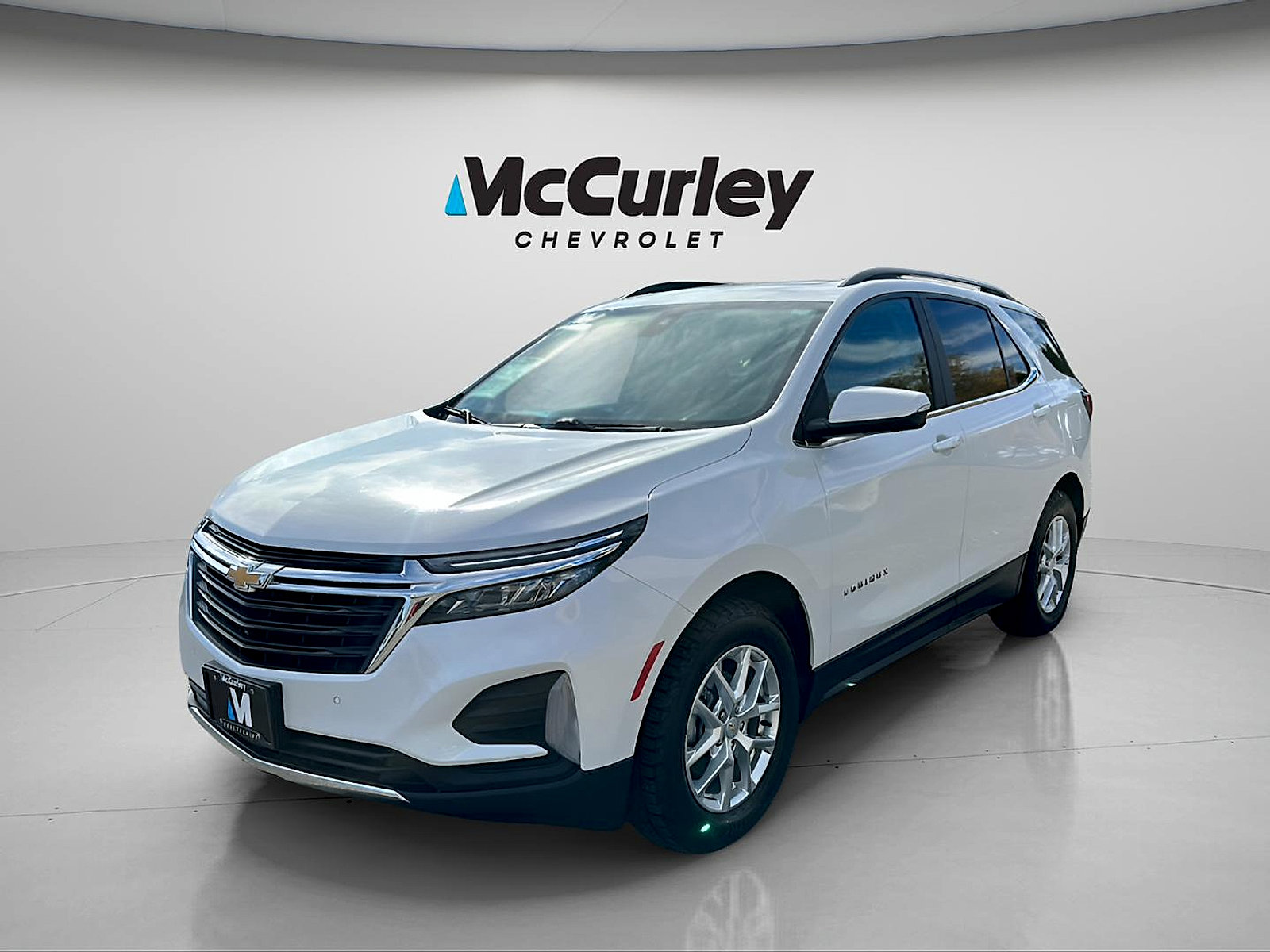 Used 2022 Chevrolet Equinox LT AWD/4WD image 3