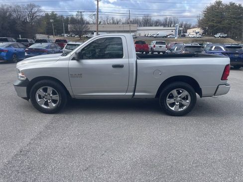 Used 2017 RAM 1500 Tradesman w/ Power & Remote Entry Group image 9