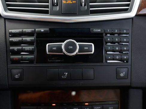 Used 2013 Mercedes-Benz E 350 4MATIC Wagon image 37