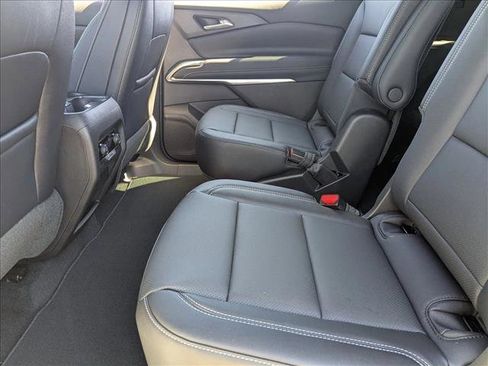 New 2026 Chevrolet Traverse LT image 15