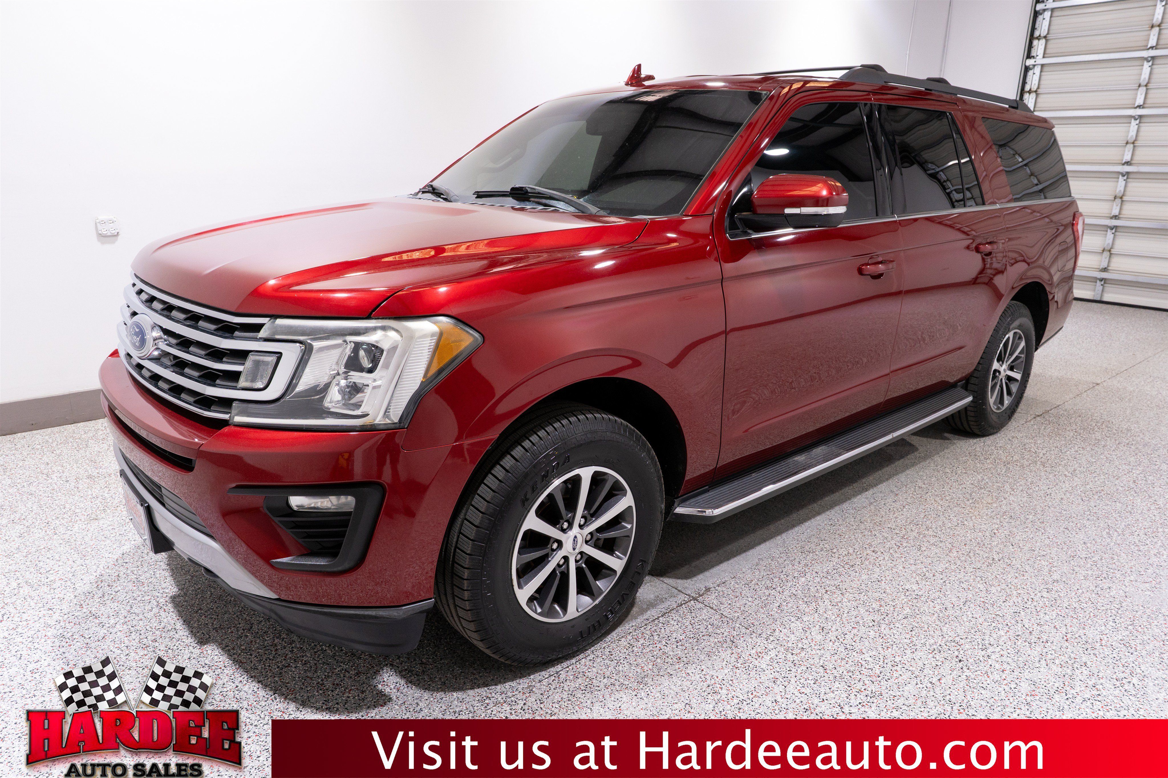 Used 2018 Ford Expedition Max XLT w/ Equipment Group 202A AWD/4WD image 2