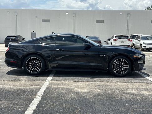 Used 2021 Ford Mustang GT Premium w/ Equipment Group 401A RWD image 4