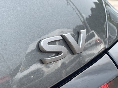 Used 2023 Nissan Altima 2.5 SV w/ SV Premium Package FWD image 9