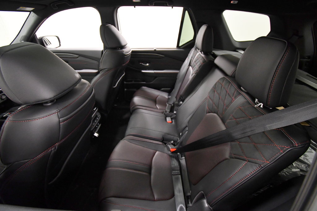 New 2026 Honda Pilot Black Edition image 7