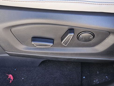 New 2026 Ford Explorer Active w/ Active Comfort Package RWD image 26