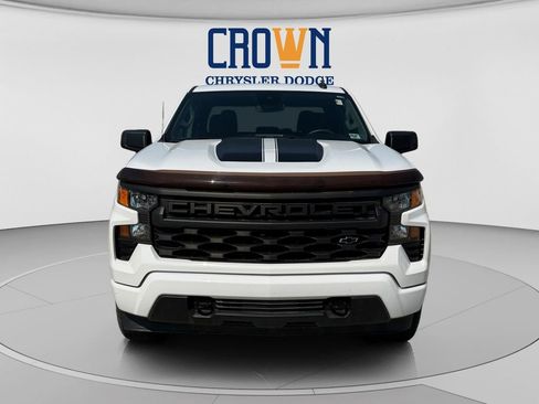 Used 2023 Chevrolet Silverado 1500 Custom w/ Rally Edition AWD/4WD image 8