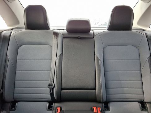 Used 2025 Volkswagen Jetta SE image 15