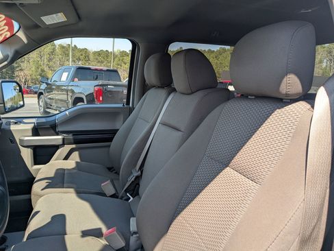Used 2019 Ford F150 XLT image 14