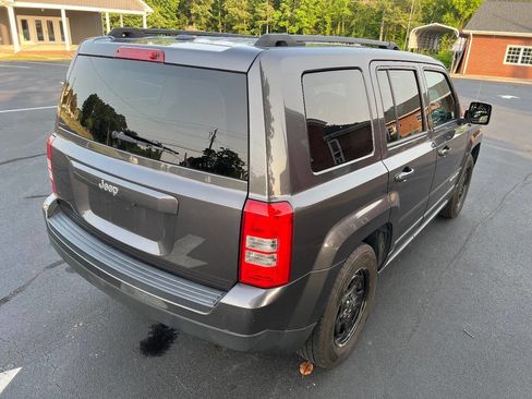 Used 2017 Jeep Patriot Sport w/ Power Value Group image 7