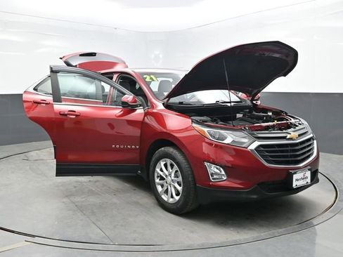 Used 2021 Chevrolet Equinox LT AWD/4WD image 45