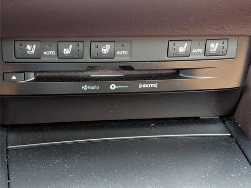 Used 2019 Lexus ES 350 w/ Premium Package image 26