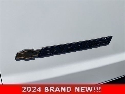 Used 2024 Chevrolet Express 2500 w/ Driver Convenience Package image 27