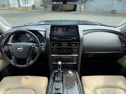 Used 2024 Nissan Armada Platinum AWD/4WD image 17