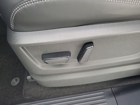 New 2026 Nissan Armada SV image 12