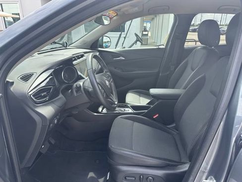 Used 2022 Buick Encore GX Select w/ Sport Touring Package FWD image 11