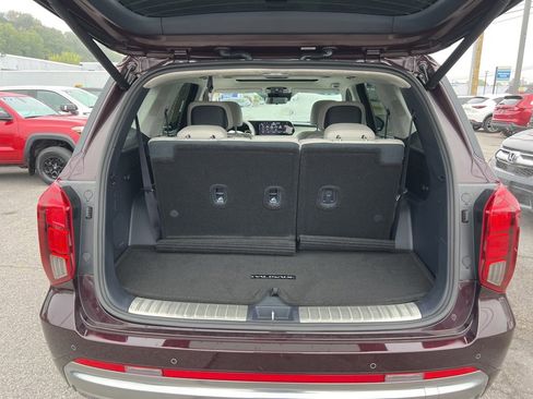 Used 2024 Hyundai Palisade Calligraphy image 25