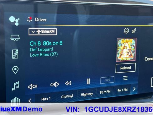 Used 2024 Chevrolet Silverado 1500 High Country image 35