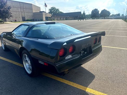 Used 1990 Chevrolet Corvette 2dr Coupe Hatchback image 7