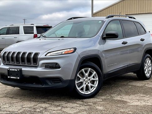 Used 2017 Jeep Cherokee Sport image 13