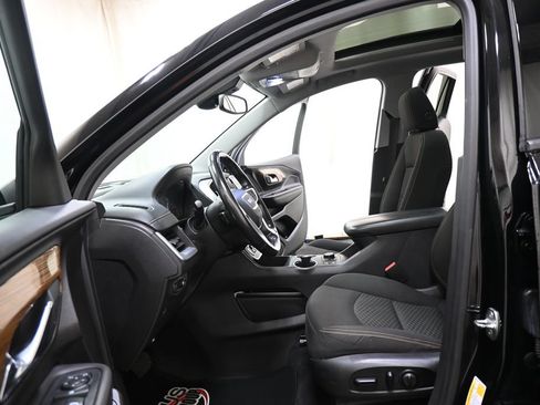 Used 2020 GMC Terrain SLE w/ Driver Convenience Package AWD/4WD image 8