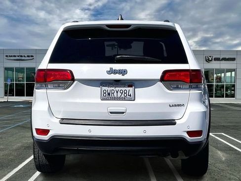 Used 2021 Jeep Grand Cherokee Laredo X image 3