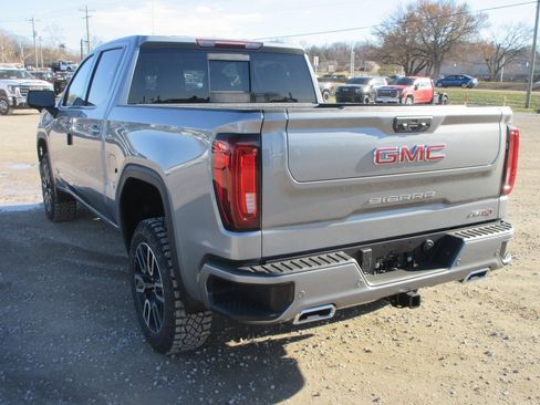 New 2026 GMC Sierra 1500 AT4 w/ AT4 Premium Package image 9