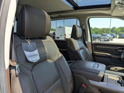 Used 2025 RAM 1500 Limited AWD/4WD image 31