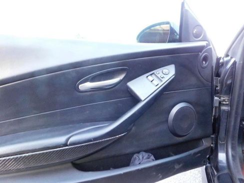 Used 2006 BMW M6 Coupe RWD image 27