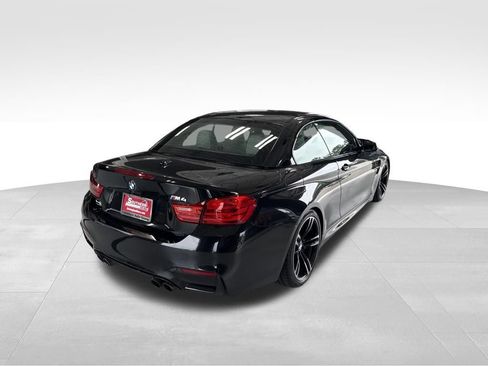 Used 2015 BMW M4 Convertible RWD image 5
