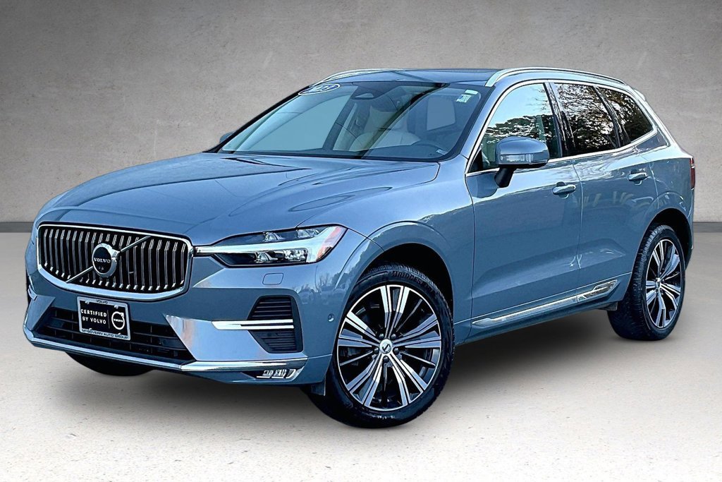 Used 2023 Volvo XC60 B5 Plus AWD/4WD image 1