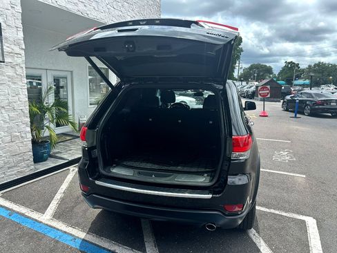 Used 2019 Jeep Grand Cherokee Limited image 19