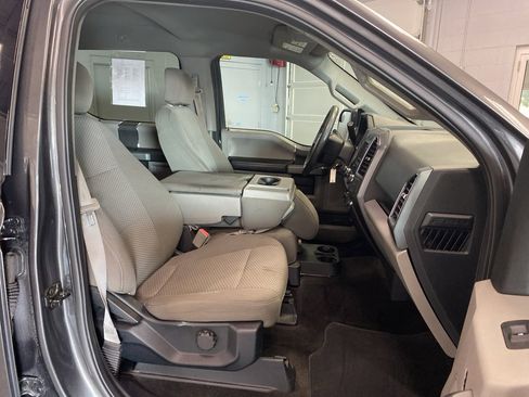 Used 2018 Ford F150 XLT image 16